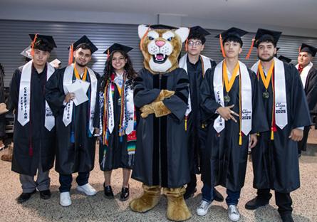 Cougie and grads